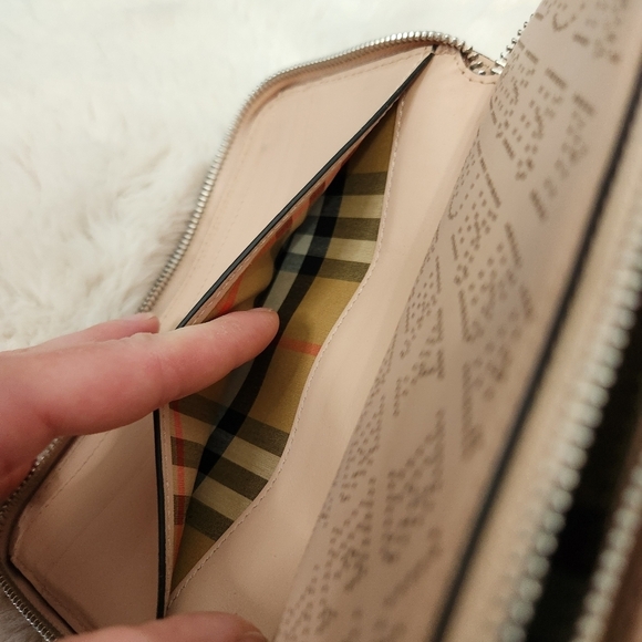 Burberry Calfskin Pale Fawn Pink Perforated Logo Zip Around Continental Wallet - Picture 10 of 16